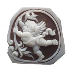 Putto cameo