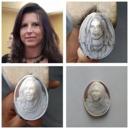  Personalized cameo from photo