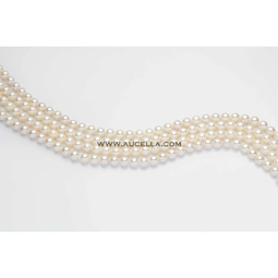 Akoya pearls 8.5 - 9 mm 