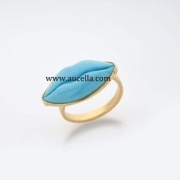 Ring set in silver with mouth in natural turquoise