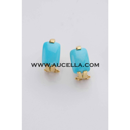 Earrings set in gold with natural turquoise cabochon