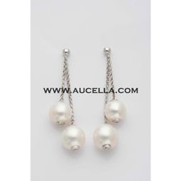 Baroque pearls set in white gold