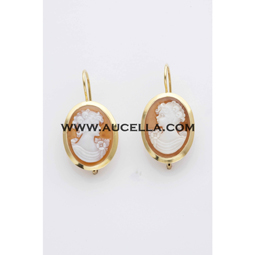 Classic earrings set in gold with cameos