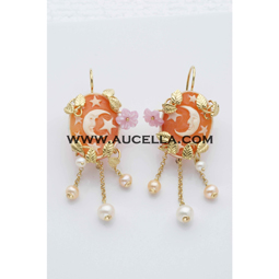 Earrings set in gold with cameos and mop