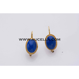 Earrings set in gold with lapis classic design